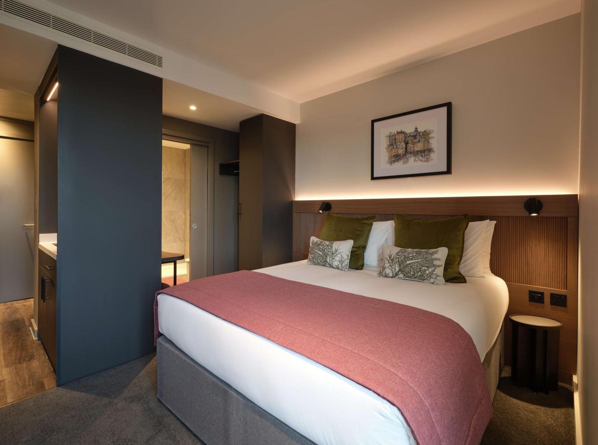 ホテル The Resident Edinburgh - Newly Open エクステリア 写真